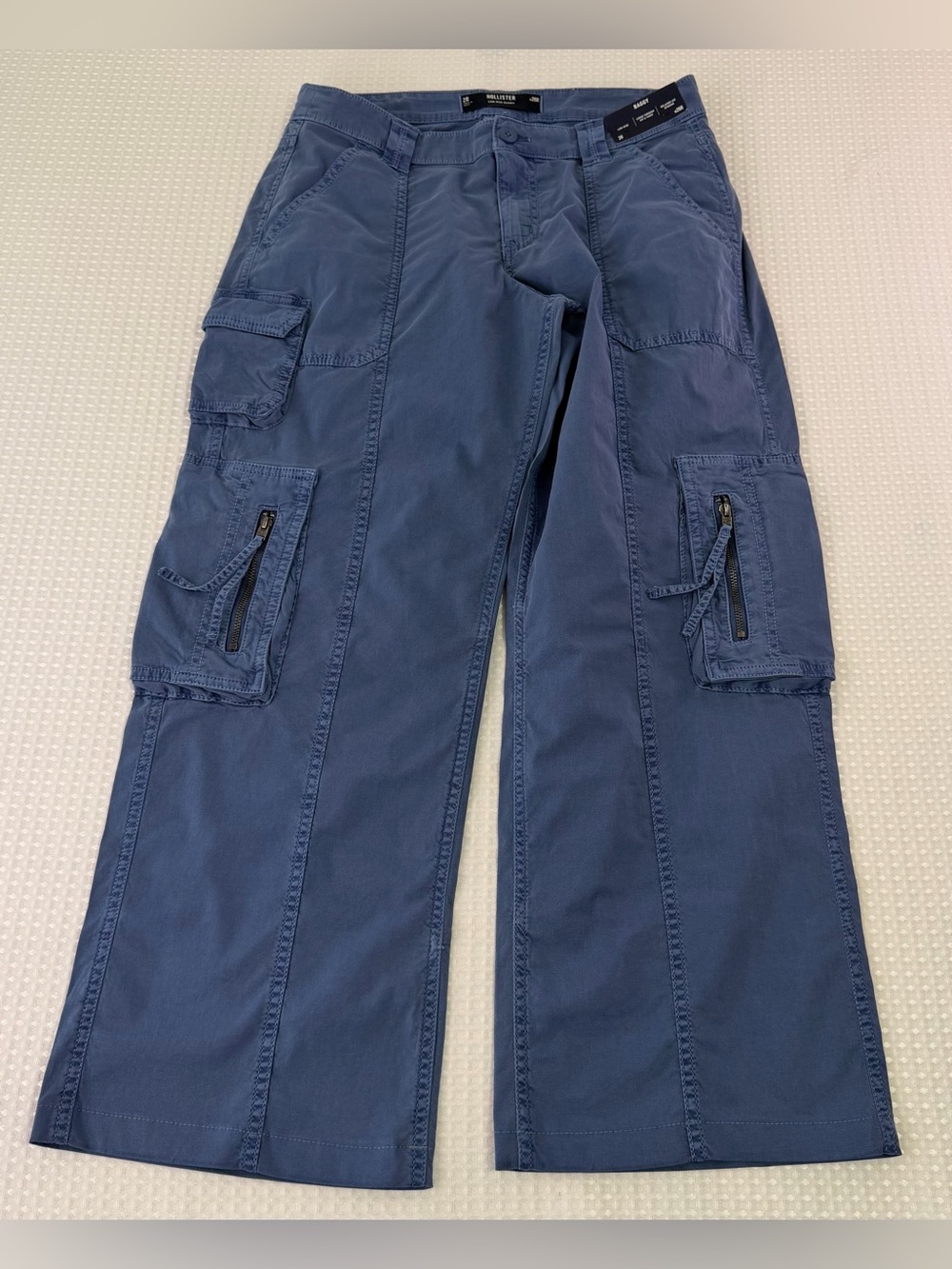 Hollister Womens Low Rise Baggy Cargo Pants Blue Zip Pockets Y2K Size 2/27 R NWT
